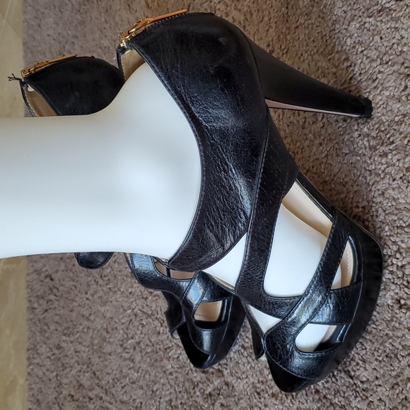Prada back zip open shoes - Picture 3 of 15